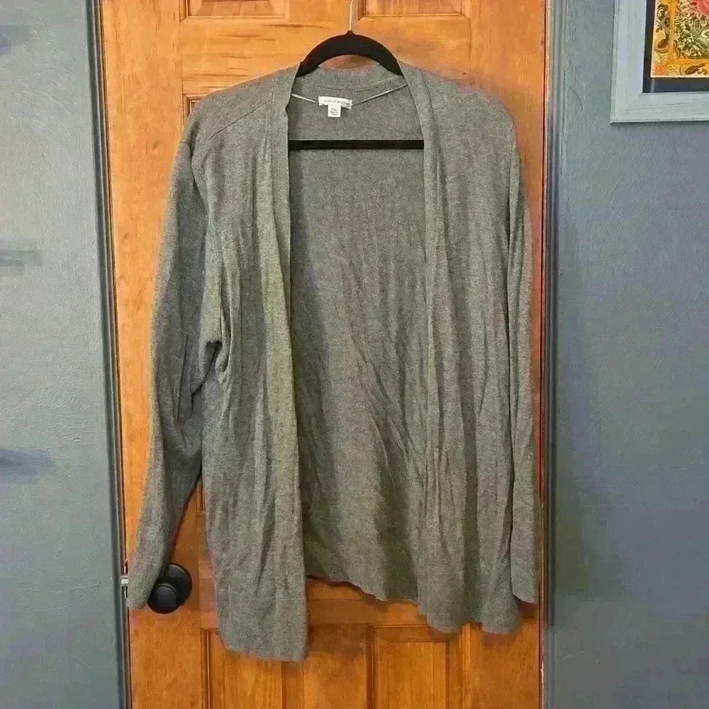 Grey Cardigan - Picture 2 of 7